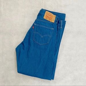 Blue Levi’s 501 men’s 36x32. Excellent condition!